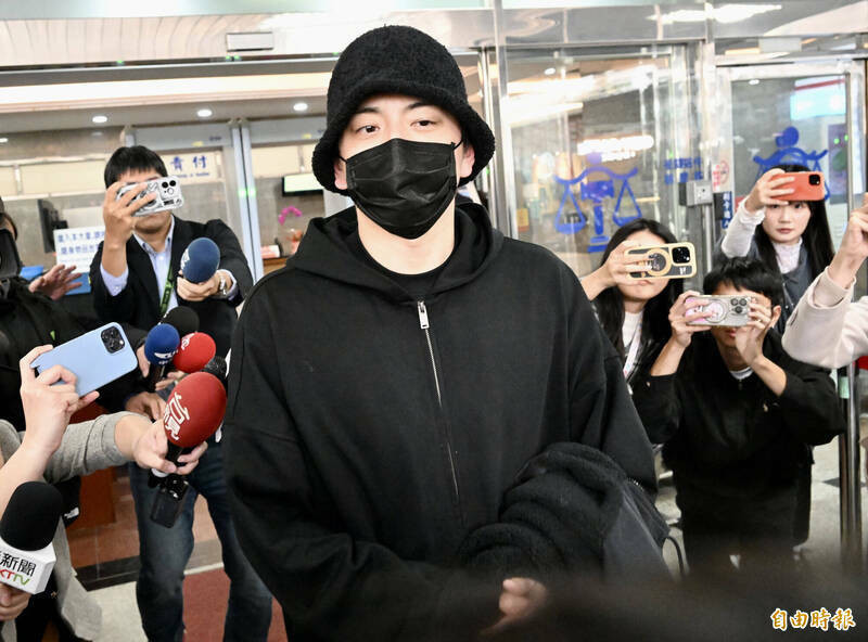 王大陸牽出閃兵案！新北地院分2波傳喚 涉案藝人名單曝光