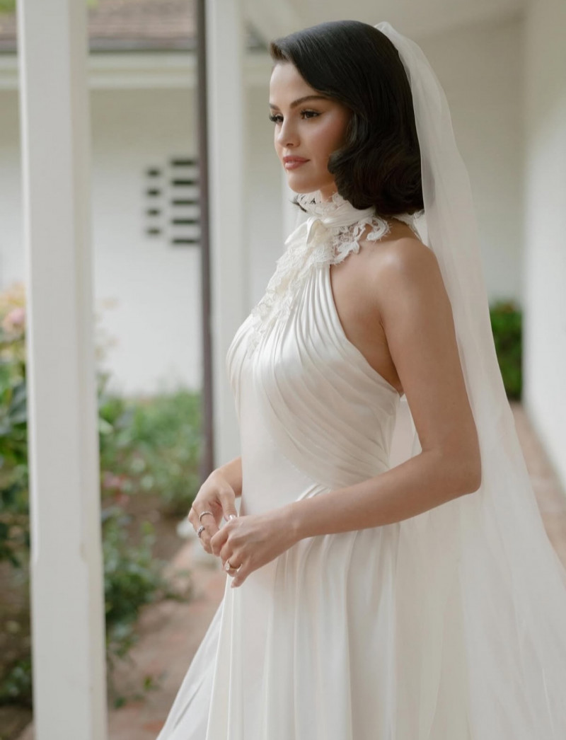 坣娜驚傳紅斑性狼瘡復發過世 席琳娜曾受同病症所苦好友捐腎保命