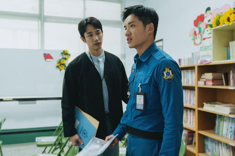 毒舌教誨師劉以豪語出驚人震懾三菜鳥。（愛奇藝國際版、壹壹影業提供）