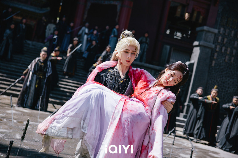 萬箭穿心名場面。（iQIYI愛奇藝國際版提供）