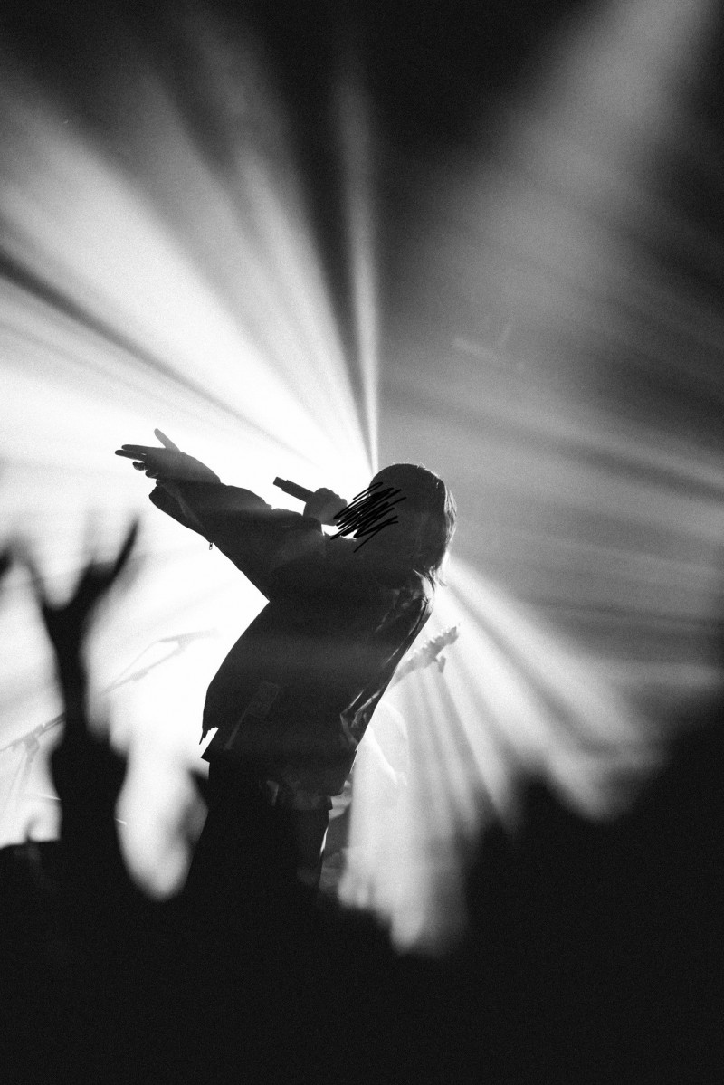 natori分享經常去二手古著店買衣服。（大鴻藝術提供）