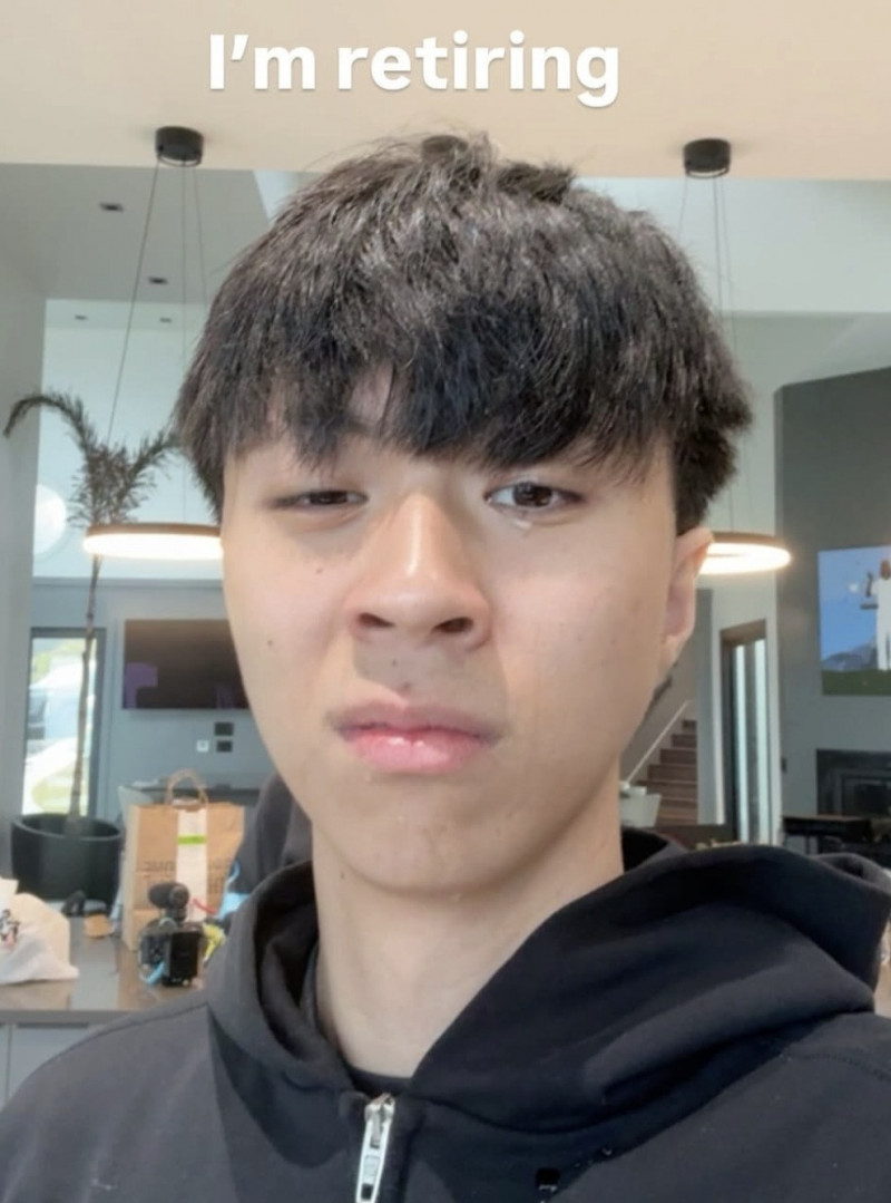 Ray宣布引退。（翻攝自IG）