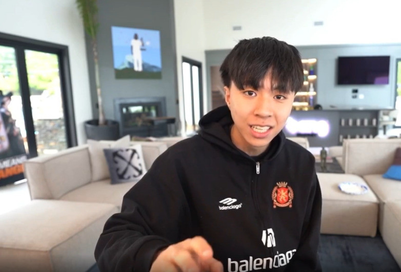 Ray在直播中表示要引退。（翻攝自twitch）