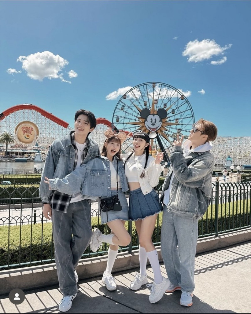 王品澔（左起）、粿粿、簡廷芮和王子今年3月底去美國旅行。（翻攝自IG）