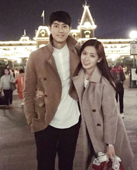 范姜彥豐（左）曾與Zoey交往6年。（翻攝自IG）