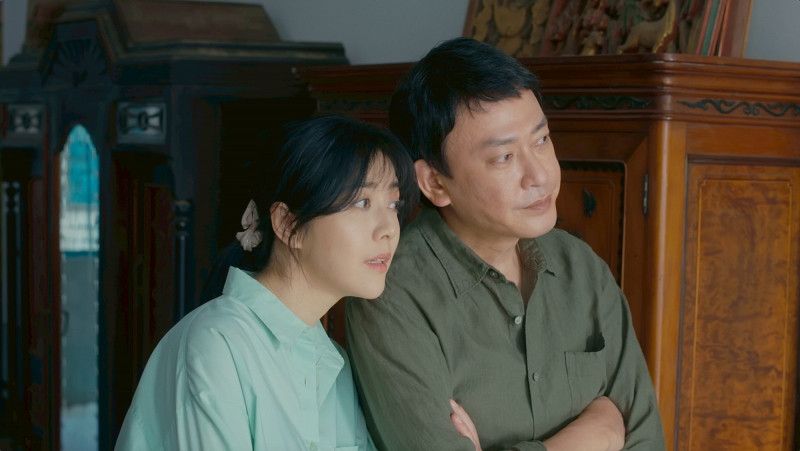 韓瑜（左）跟王識賢在《阿叔》有許多對手戲。（民視提供）