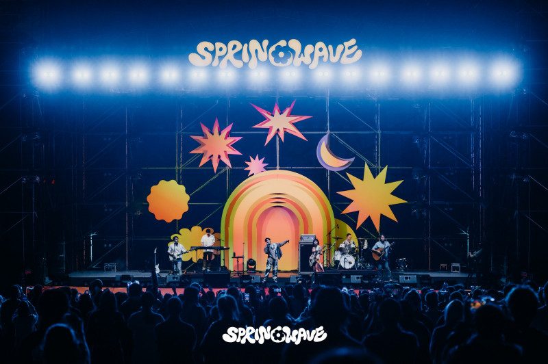 蘇打綠登上春浪首日表演。（友善的狗提供）