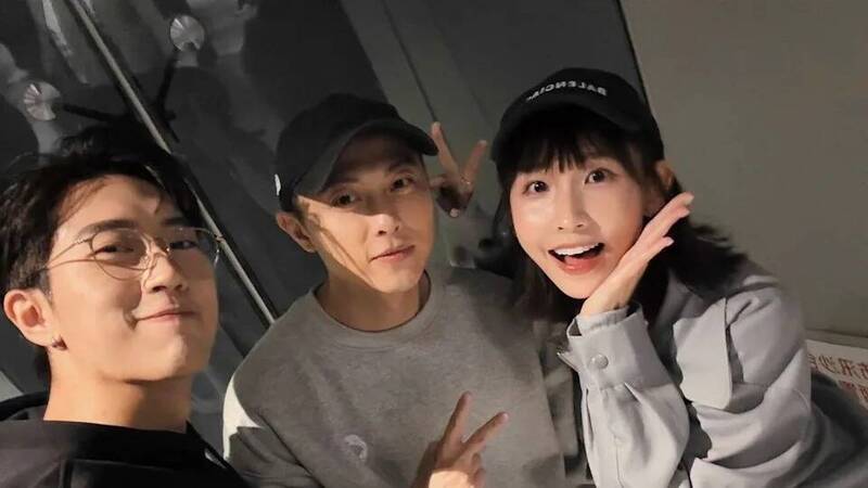 詹惟中認為，范姜彥豐（左）、王子（中）、粿粿之間的三角關係應該當機立斷。（翻攝自臉書）