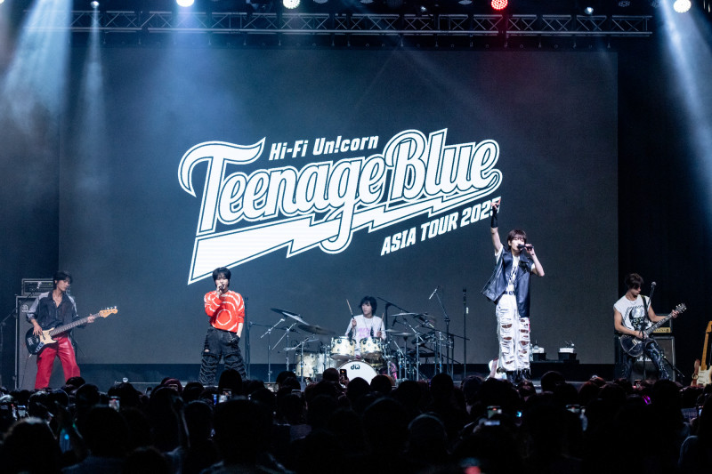 Hi-Fi Un!corn高雄熱力開唱，孫基允（左起）、福嶌崇人、許民、嚴太民、金賢栗。（SHOWOFFICE提供）