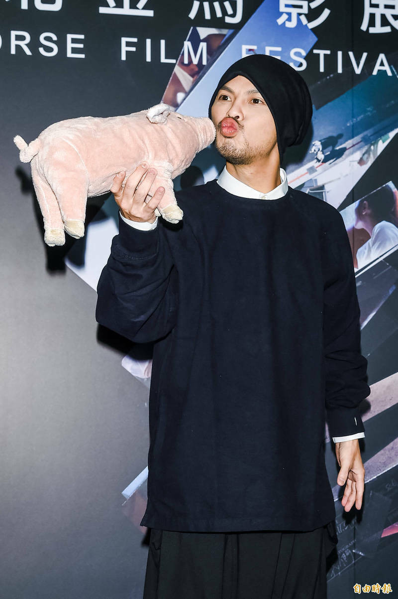 黃明志遭昔日夥伴踢爆以「創作自由」之名行「壓榨之實」。（本報資料照）