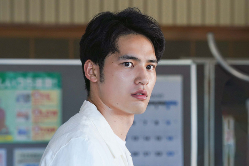 水上恒司在《火喰鳥之鳴》飾演內斂而逐漸崩潰的丈夫，戲外的他未婚，期待未來演出人父的模樣。（高雄電影節提供）