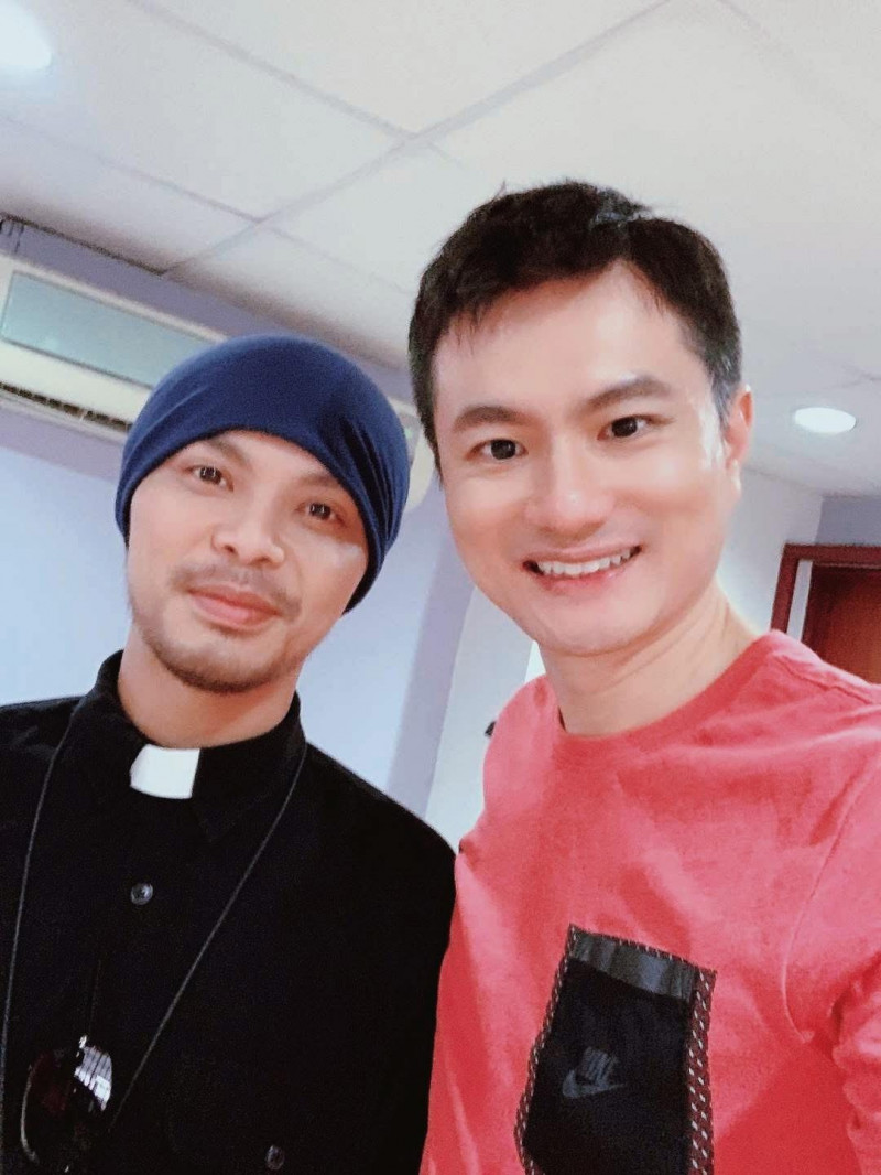 網紅律師回憶跟黃明志的合作過程。（翻攝臉書）