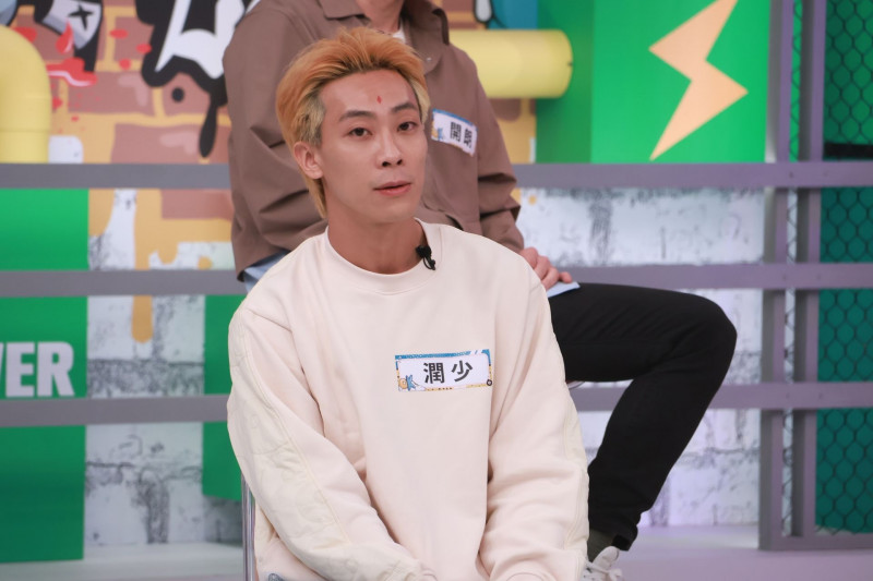 潤少跳出來幫薔薔作證獄中人氣夯。（中天電視提供）