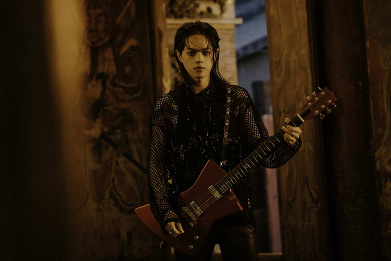 鹿港之光！林頤原拋開「TRASH吉他手」曝光新身分