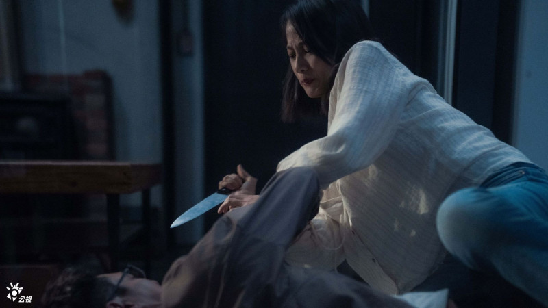 簡嫚書在《人浮於愛》首次挑戰邊緣性人格。（公共電視、台灣大哥大MyVideo提供）