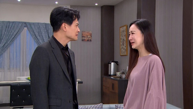 游詩璟（右）在《百味人生》黑化復仇。（三立提供）