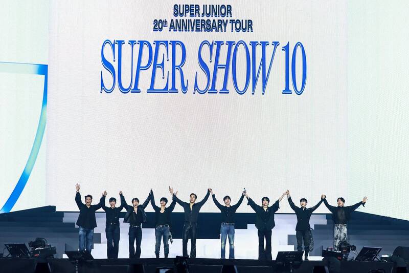 SUPER JUNIOR今天結束在台北大巨蛋的演唱會。（讀者提供）
