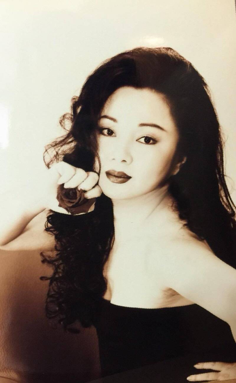 白冰冰年輕時的照片仙氣爆棚。（翻攝自臉書）