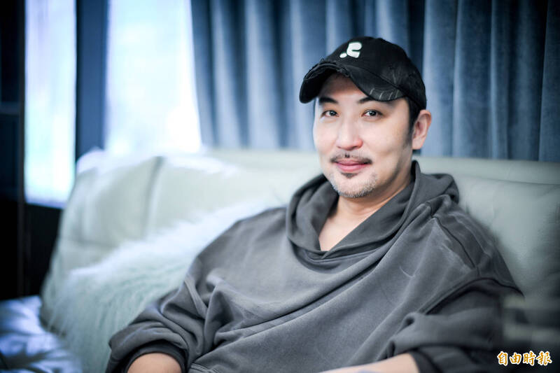 李進良身為汪小菲和Mandy的媒人，他受訪時忍不住為Mandy抱屈。（記者王文麟攝）