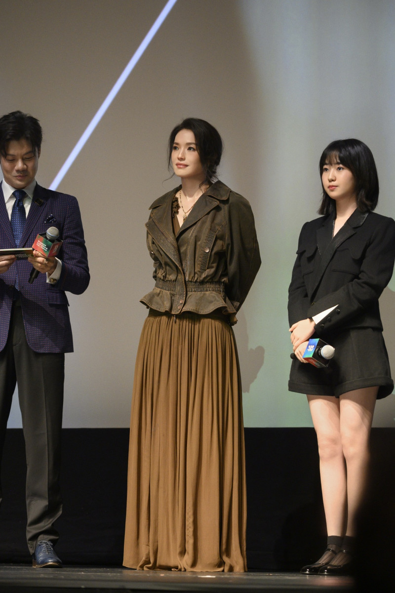 舒淇首度執導的《女孩》獲選為新加坡國際影展開幕片。（甲上娛樂提供）