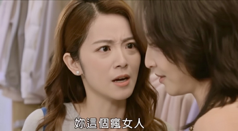 程雅晨（左）在《好運來》擔心自己地位不保，與張家瑋針鋒相對。（民視提供）