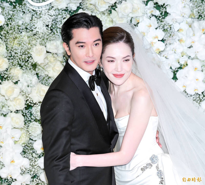 邱澤（左）對許瑋甯說：「當我不知道該怎麼辦，知道身邊有你，我就覺得一切好很多。」（記者王文麟攝）