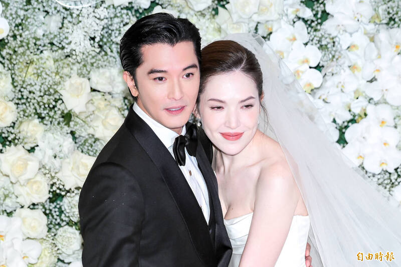 許瑋甯超美白紗曝光！掀「設計婚戒」全靠邱澤巧思