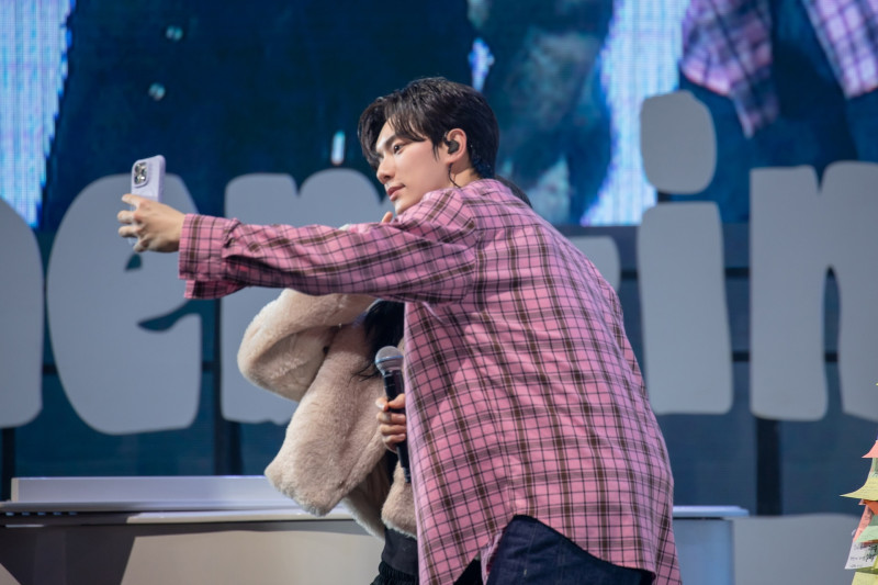 李彩玟希望把過去未能展現的、更加貼近真實的樣子，傳遞給粉絲們。（藝尚提供）