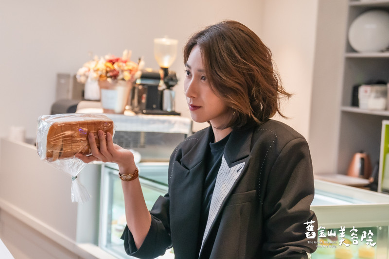 楊晴在《舊金山美容院》為獲得父親信任，犧牲自己的感情與生活。（TVBS提供）