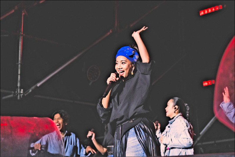 阿爆帶動現場氣氛很歡樂。（簡單生活節提供）