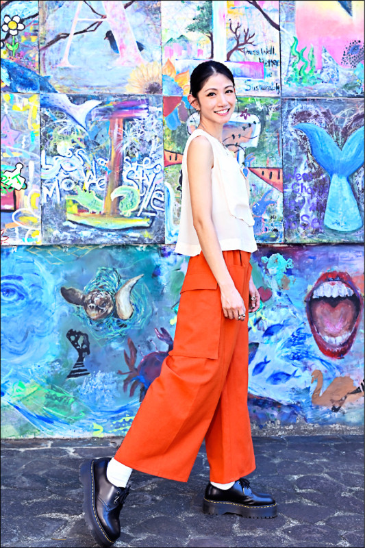 李千娜自稱個性強韌，是遇到困難阻礙會繼續往前衝的人。（記者胡舜翔攝）