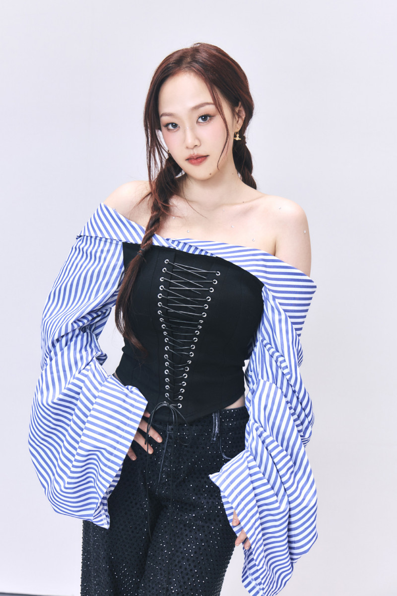 創作才女Angie安吉再登高雄跨年，不僅舞者規模大升級，還親自參與服裝和視覺設計。（年代提供）