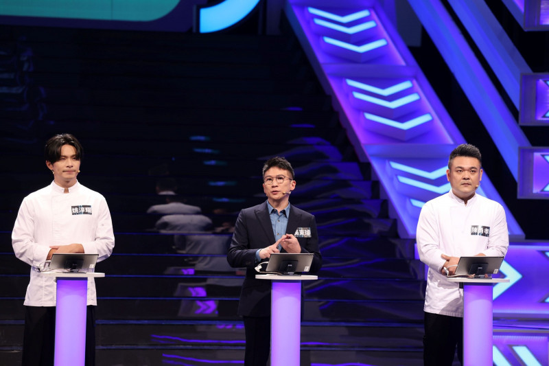 公視益智節目《哈！真相大白了》，姚淳耀、吳東璿、陳勇孝同上節目宣傳《星廚之戰》。（公視提供）