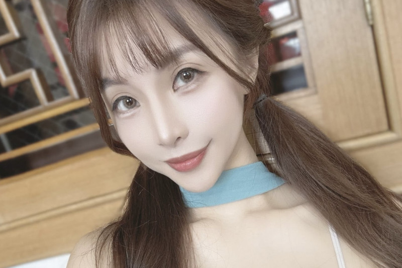 遭點名是高志綱小三！林倪安靠丁字褲單車照爆紅 自稱是金融業副總