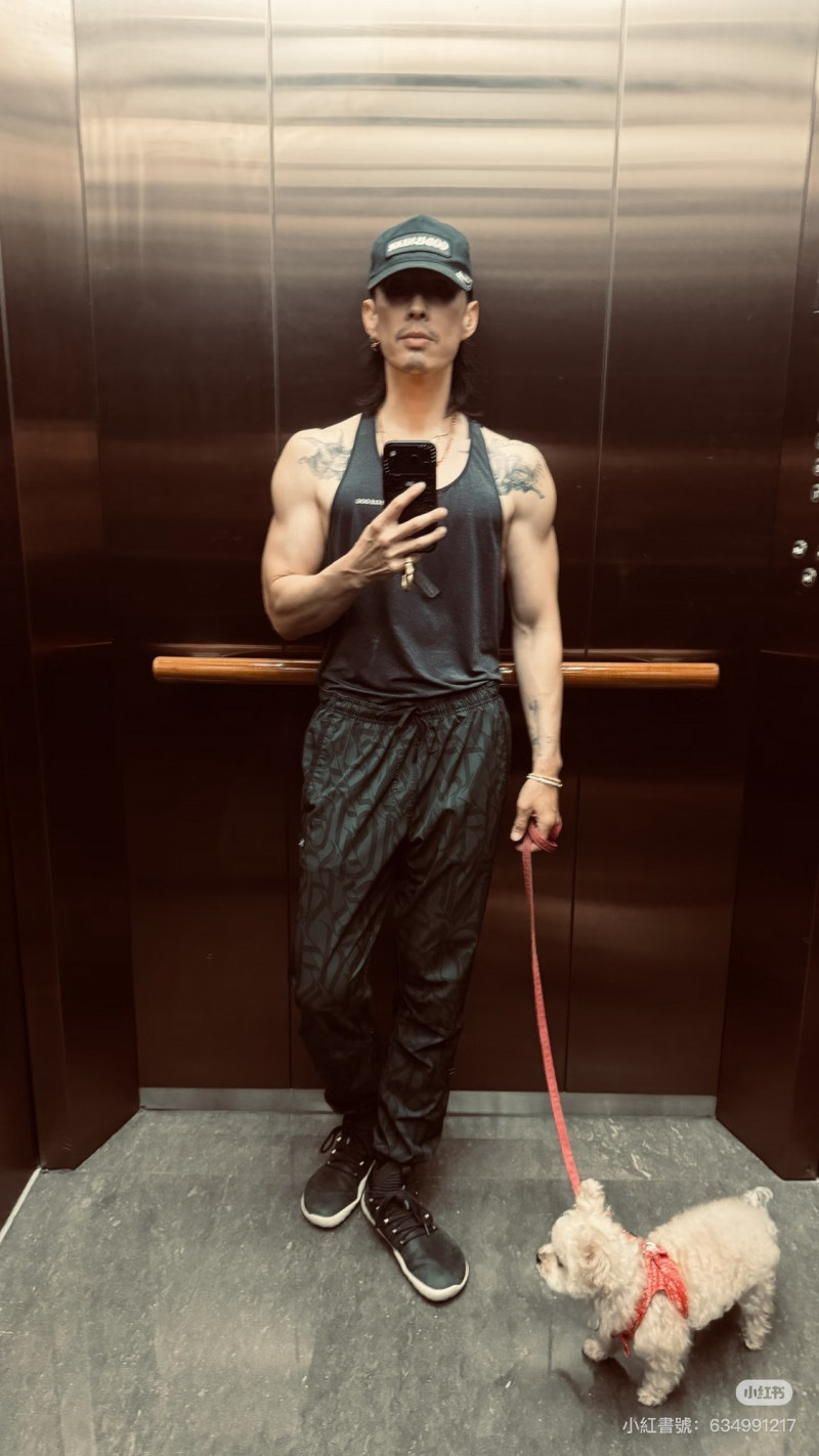 吳建豪暴瘦近照引粉絲熱議。（翻攝IG）