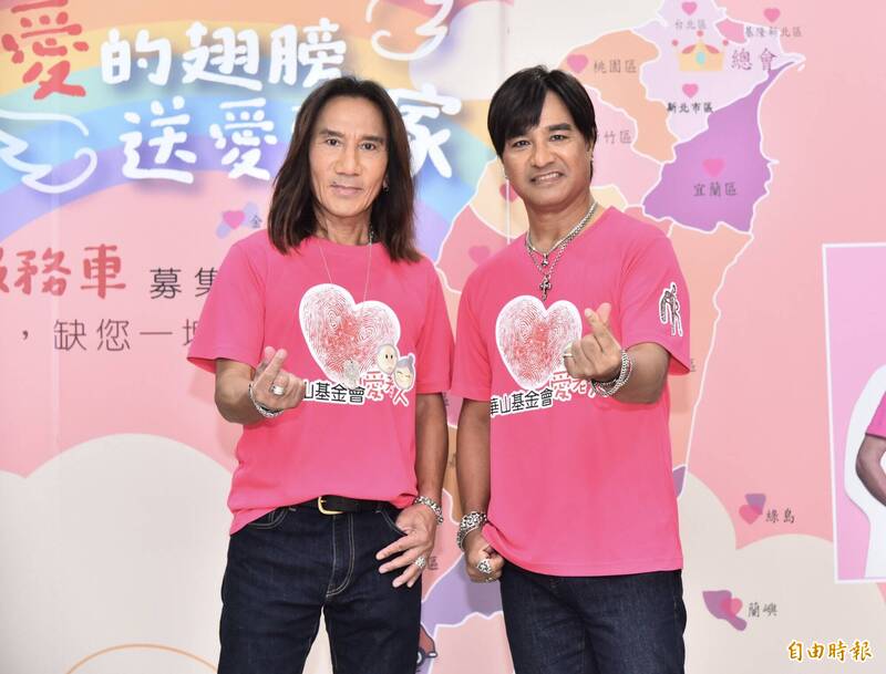 動力火車今出席公益活動。（記者陳奕全攝）