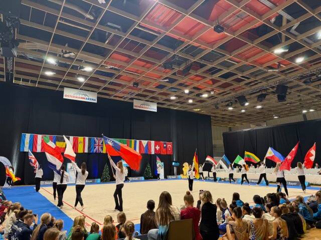 看到台灣國旗飄揚德國競賽會場，網友們都十分感動。（翻攝自臉書）