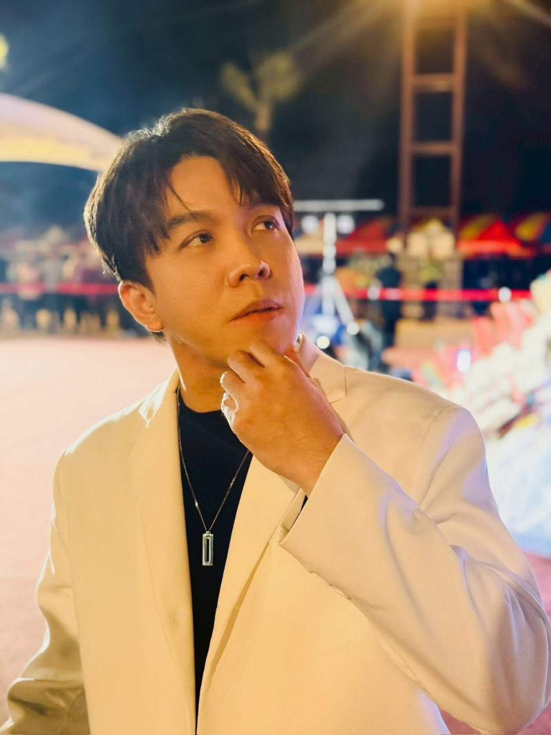 小助理變大明星！許志豪力挺邱議瑩內幕曝光 親揭真實關係