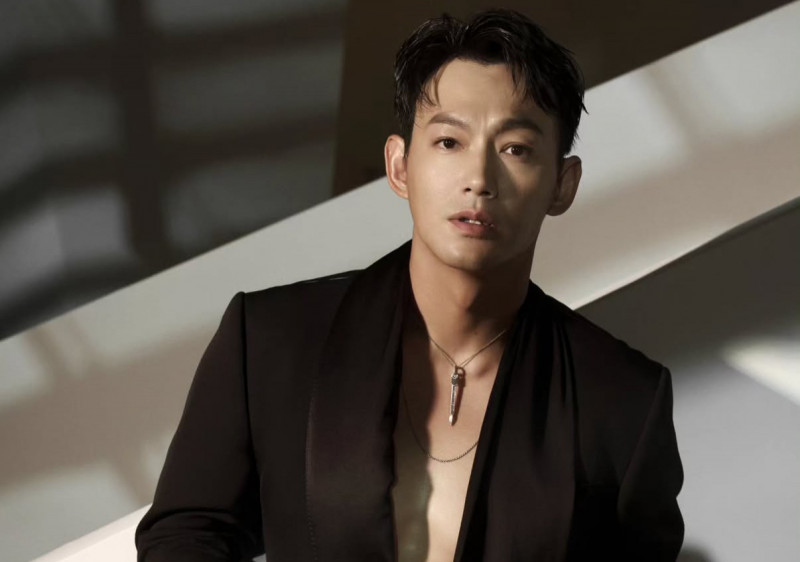 威廉閃兵案後工作停擺。（翻攝自IG）