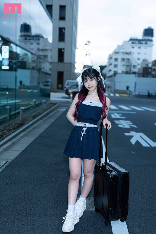 22歲的月城流菜號稱睡過各種大人物。（翻攝自PLAY NO.1）