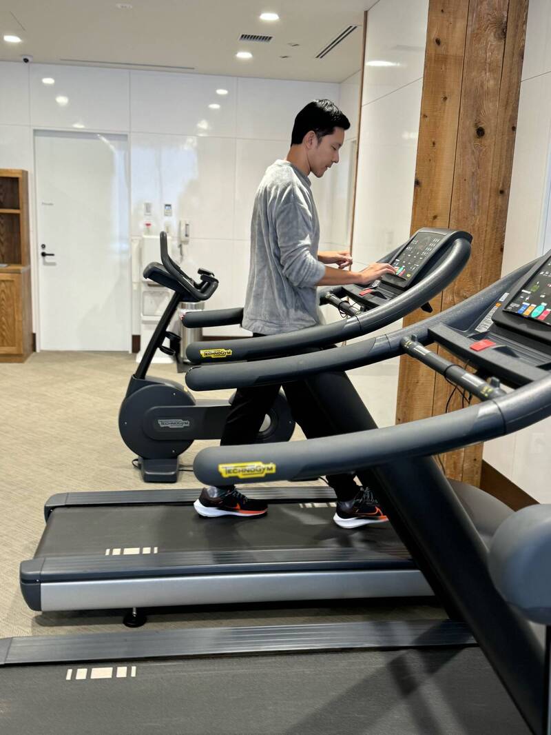 他長期養成運動好習慣。（翻攝自立威廉臉書）