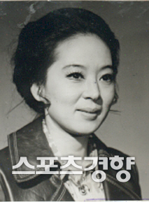 金智美外美豔貴氣，被韓國譽為「東方伊莉莎白泰勒」。（翻攝自網路）