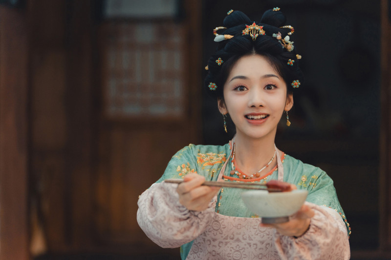 王影璐在《宴遇永安》飾演穿越古代的「沈韶光」。（愛爾達電視提供）