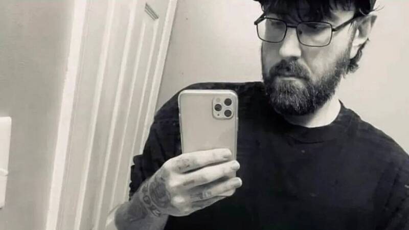 美國男子菲利浦斯陰莖長度僅有2.54公分，他笑稱自己要取得世界認證。（翻攝自IG）