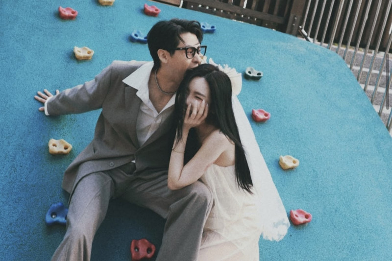 許允樂感性告白，甜喊：「他是李玉璽，我們結婚了」。（翻攝自IG）