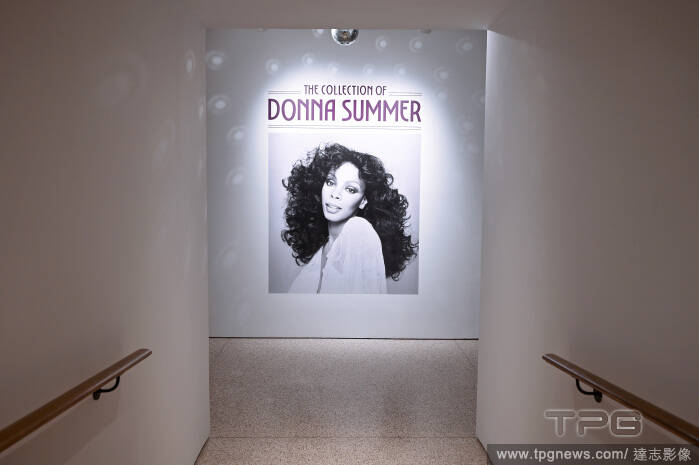 過世13年…「迪斯可女王」唐娜桑瑪 多首金曲入列名人堂