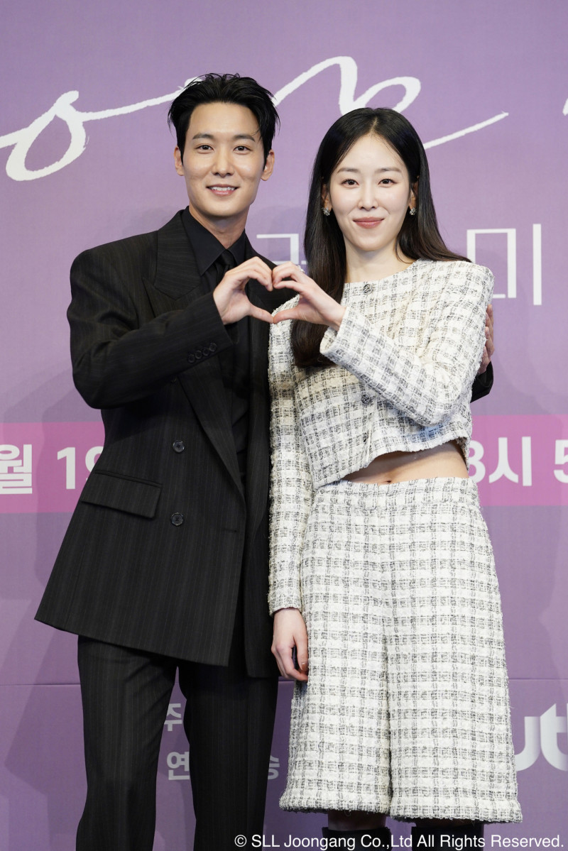 吻戲現場即興！徐玄振《Love Me》被張栗主導羞認「麻辣口味的愛情」