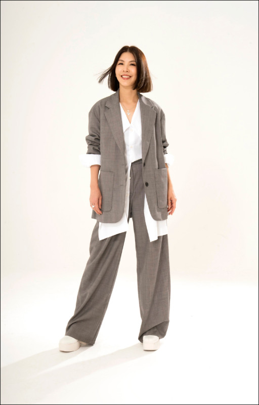 許茹芸首本翻譯書 攜雲朵冒險