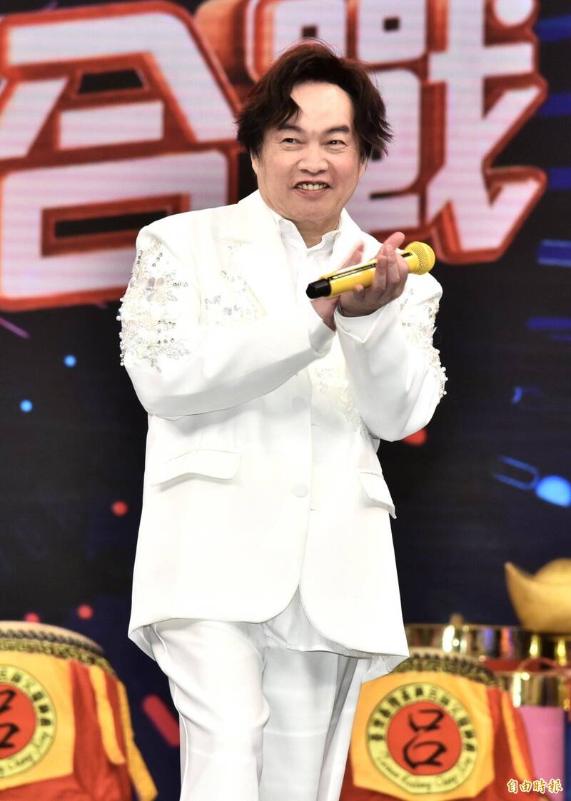 康康今出席記者會神采奕奕，絲毫看不出上週才經歷浴室驚魂。（記者陳奕全攝）