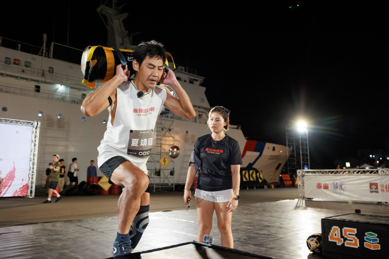 61歲夏靖庭體力震撼全場。（好看娛樂提供）
